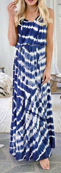 blue white tye dye pattern