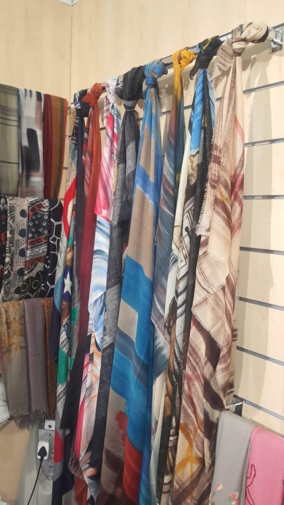 Vente en gros Foulards et écharpes