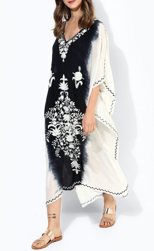 Caftan brodé cachemire