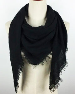 black plain scarf