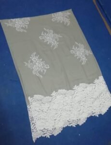 Xale de Renda Chantilly Pashmina
