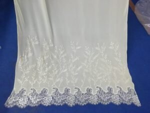 Mantón de encaje de seda