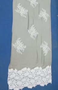 Pashmina aus weißer Spitze