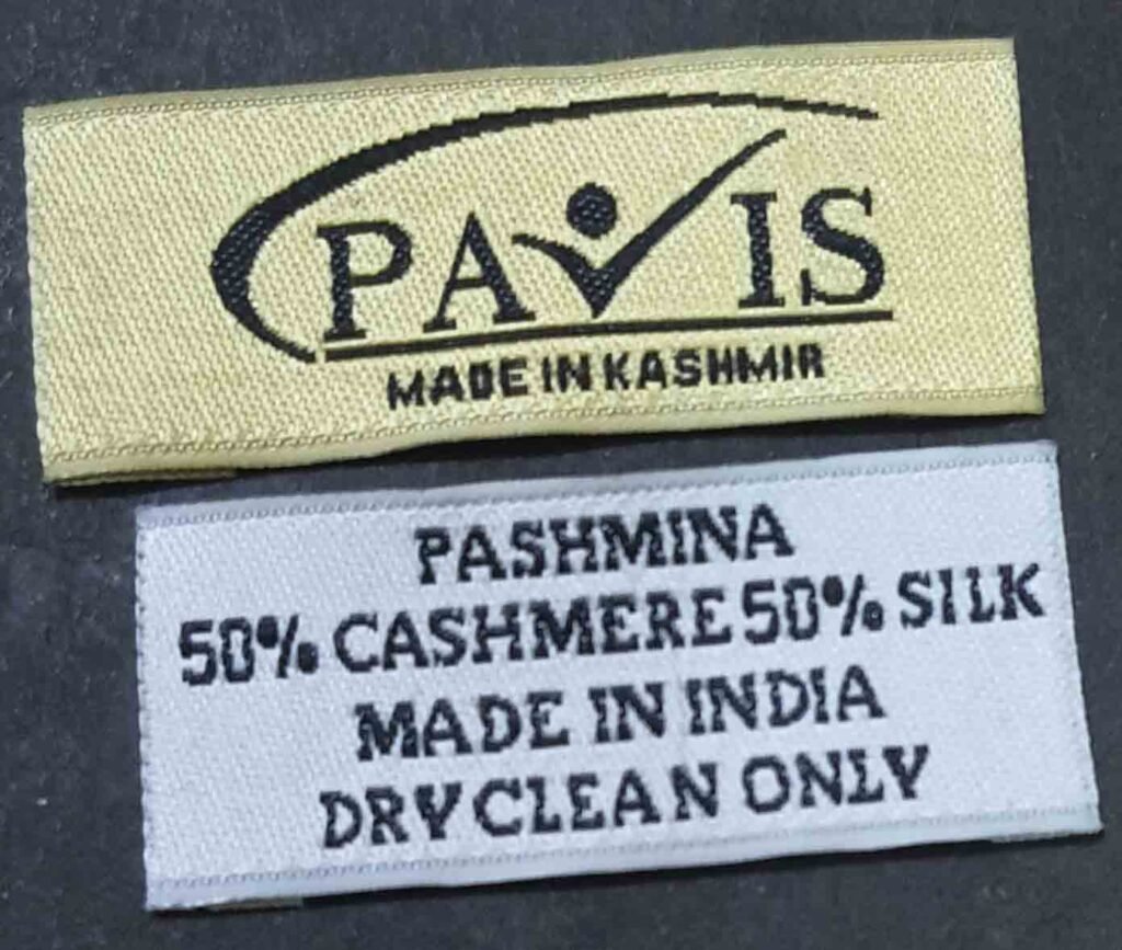 Immagine di etichetta e logo personalizzati su sciarpa/scialle all'ingrosso di alta qualità