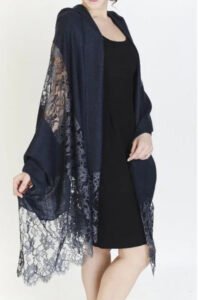 Scialli in pizzo di lana e seta per l’inverno