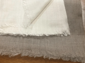 Handgefertigte Kaschmir-Pashmina-Schals für Damen in großen Mengen.